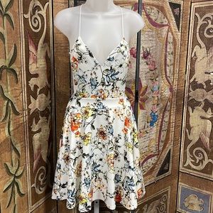 Olive Tree summer dress 🧡 flattering